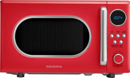 Deal Alert: Insignia™ .7 Cu. Ft. Retro Compact Microwave Red- Best Buy only $27.99